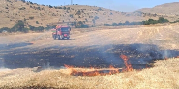 Anız yangınında 200 dekar alan zarar gördü