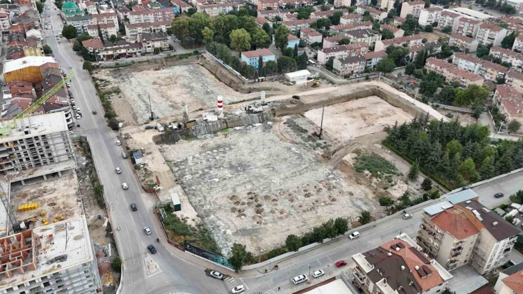 Turgutalp kentsel dönüşüm projesinde çalışmalar tüm hızıyla sürüyor