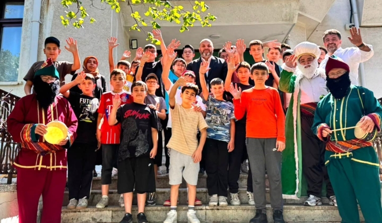 Müftü İrfan Açık, Yaz Kur’an Kursu öğrencileriyle Çamlıca Tabiat Parkı’nda buluştu