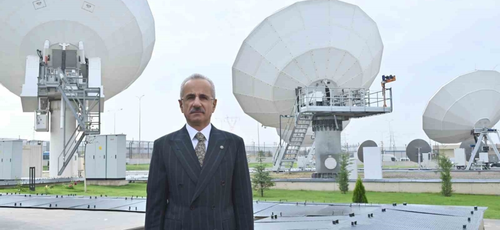 Bakan Uraloğlu: "Katar ile kurduğumuz stratejik ortaklık sayesinde Türksat filomuza yeni nesil bir uydu kazandırıyoruz"