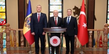 Bakan Güler, Moldova Başbakan Yardımcısı Osmochescu ile görüştü