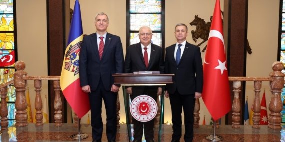 Bakan Güler, Moldova Başbakan Yardımcısı Osmochescu ile görüştü