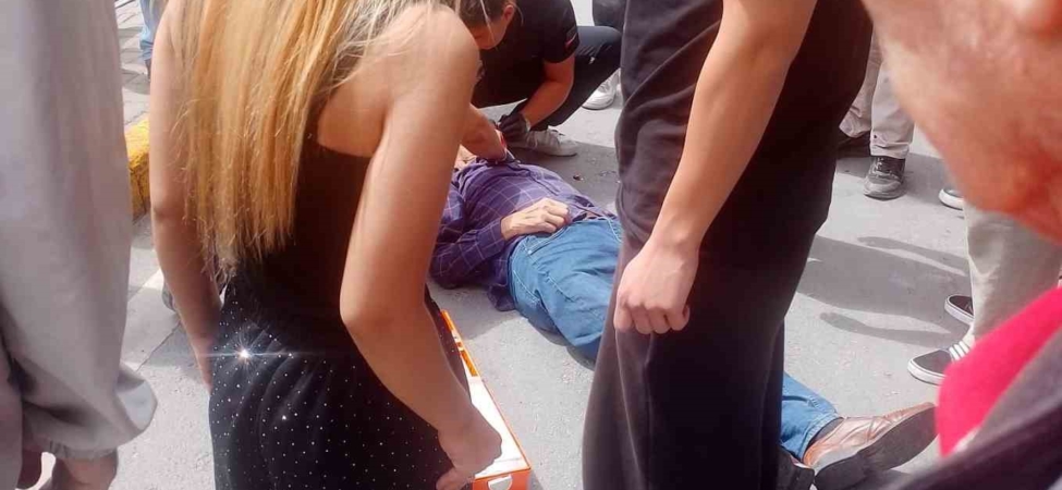 Eskişehir’de yaşı küçük motosikletlinin çarptığı yaya yaralandı