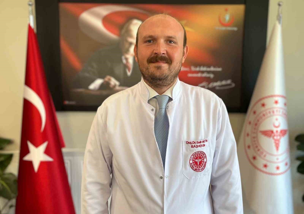 Anne karnındaki bebeğin ciğerine operasyon
