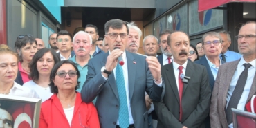 CHP Kütahya Teşkilatı’nda toplu istifa: 3 belediye başkanı ile birlikte Yeni Parti’ye katıldı