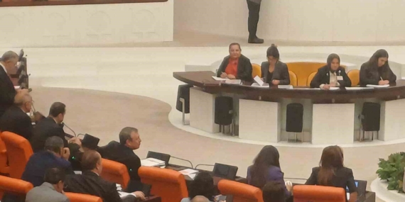 TBMM’de oturma düzeni değişti