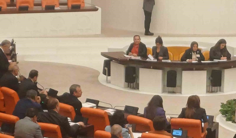 TBMM’de oturma düzeni değişti