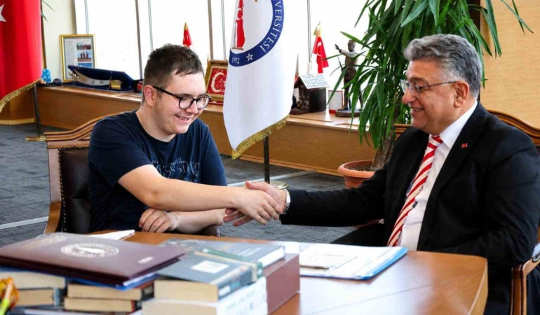 Özel öğrenciler DPÜ’de misafir edildi