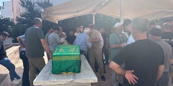 Trafik kazasında hayatını kaybeden minik Kerem Ali gözyaşları ile uğurlandı