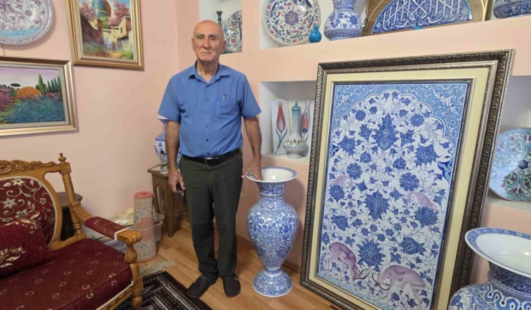 Kütahyalı çini ustası Mehmet Koçer: "Çinicilik yeniden mimariyle buluşmalı"
