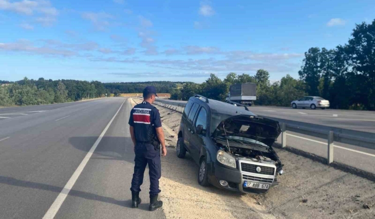 Bilecik’te meydana gelen trafik kazasında 3 kişi yaralandı