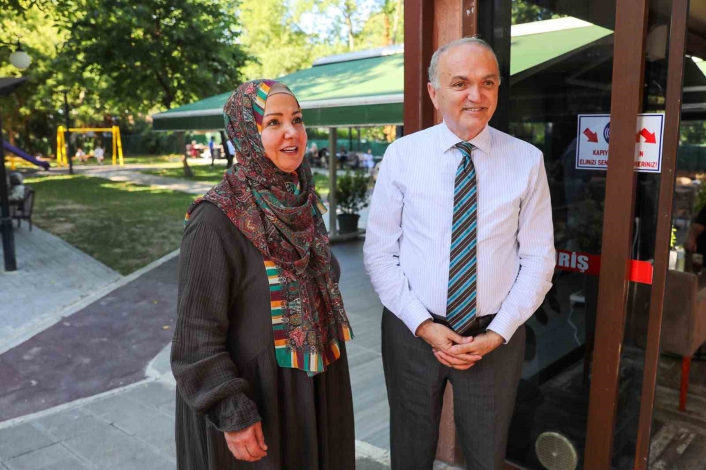 Ünlü televizyon programcısı İkbal Gürpınar Düzce’de
