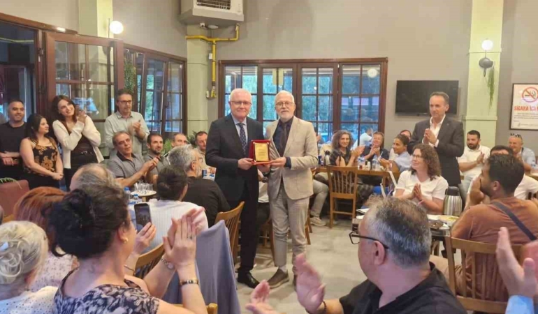 Eskişehir sağlık teşkilatından emekli Ömer Faruk Üresin’e vefa yemeği