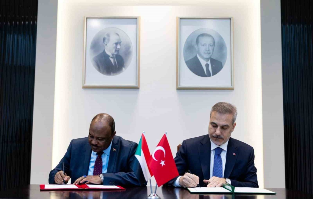 Bakan Fidan, Sudan Dışişleri ve Uluslararası İşbirliği Bakanı Salem ile görüştü