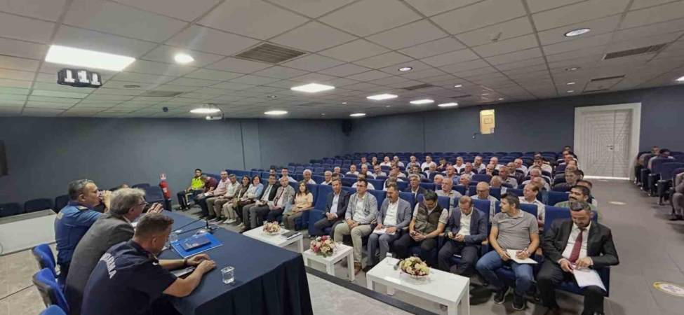 Bilecik’te kurumlar ve muhtarlar aynı masada buluştu