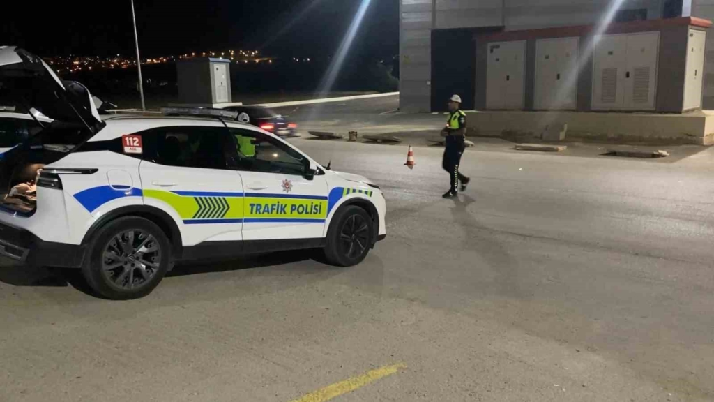 Polisin ’Dur’ ihtarına uymadı, 490 bin lira ceza yedi