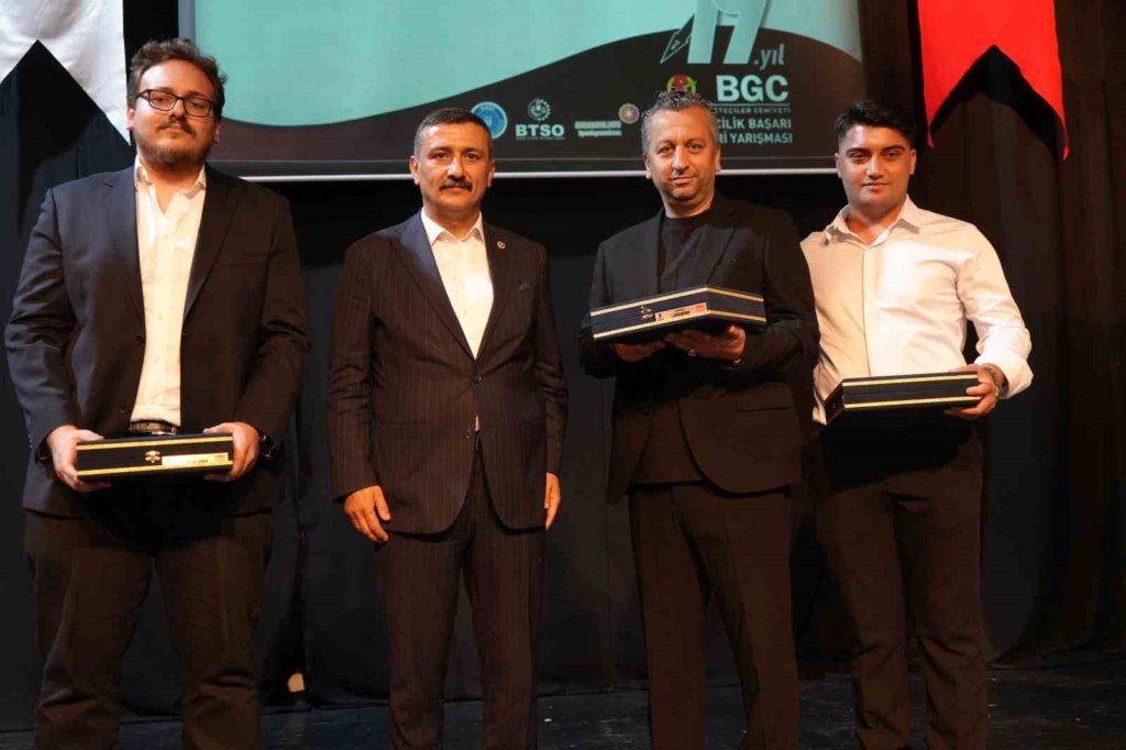 İHA muhabirlerine iki ödül
