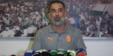 Arda Turan’dan Bursaspor’a ve taraftara övgü