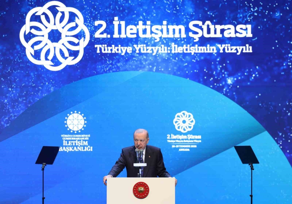 Cumhurbaşkanı Erdoğan: "Depremi kullanarak siyasi ve ekonomik fırsatçılık yapanlar bugün adalete hesap veriyor"