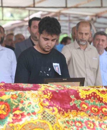 Suudi Arabistan’da yangında ölen 4 Hataylı memleketlerinde toprağa verildi