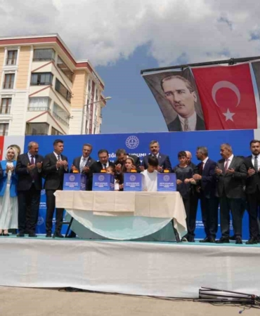 Bakan Çiftçi: "Selçuklu’dan Osmanlı’ya uzanan maarif geleneğimiz medeniyetimizin en güçlü sütunlarından biri hâline gelmiştir"