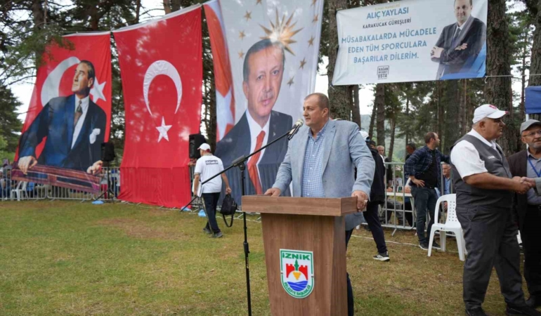 Alıç Yaylası’nda Kıran Kırana Güreş