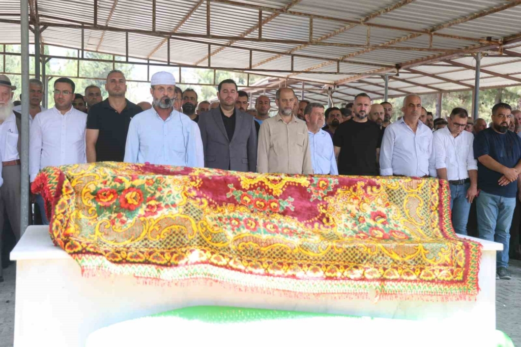 Suudi Arabistan’da yangında ölen 4 Hataylı memleketlerinde toprağa verildi
