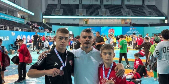 Ahmet Savaş Türkiye 3’üncüsü, Ahmet Efe Aykol ise Türkiye 5’incisi oldu