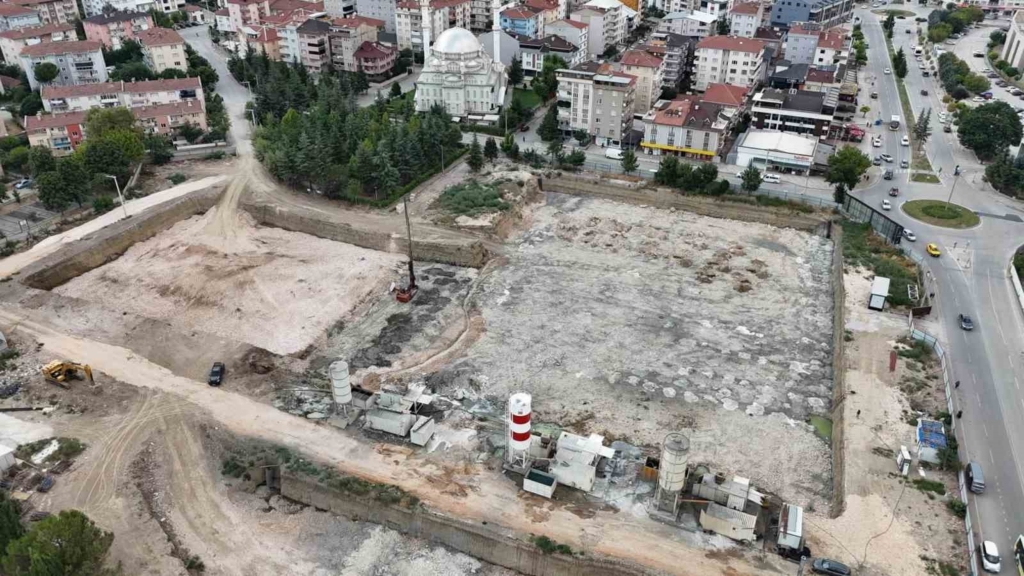 Turgutalp kentsel dönüşüm projesinde çalışmalar tüm hızıyla sürüyor