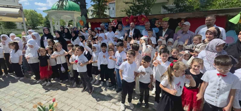 Kütahya Selimiye Kur’an Kursu’nda Çocuk Şenliği coşkusu