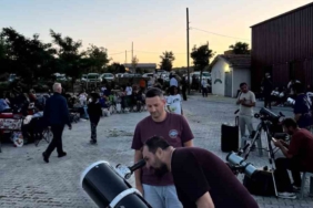 Eskişehir’de gökyüzü heyecanı: Vatandaşlar gezegenleri yakından gözlemledi