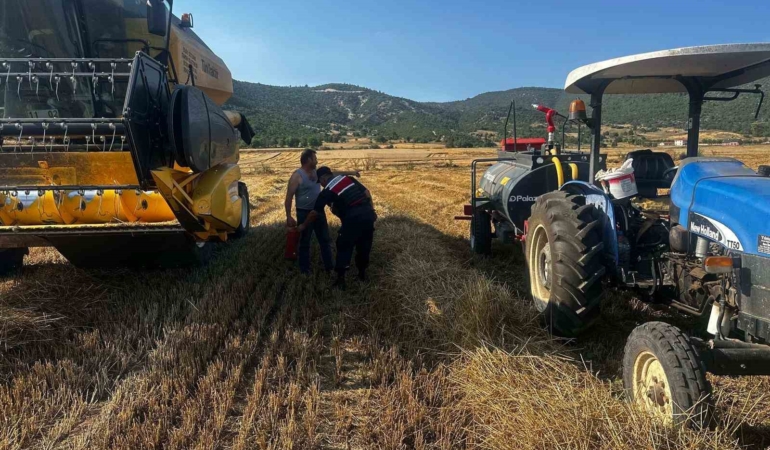 Bilecik’te biçerdöver operatörlerine yangın eğitimi