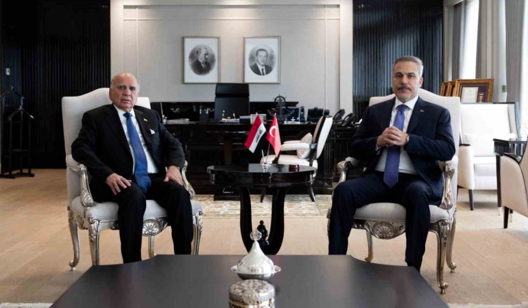Bakan Fidan, Iraklı mevkidaşı ile bir araya geldi