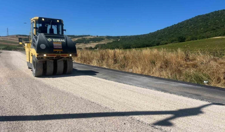 Karacabey ve Mustafakemalpaşa’da yollar yenileniyor