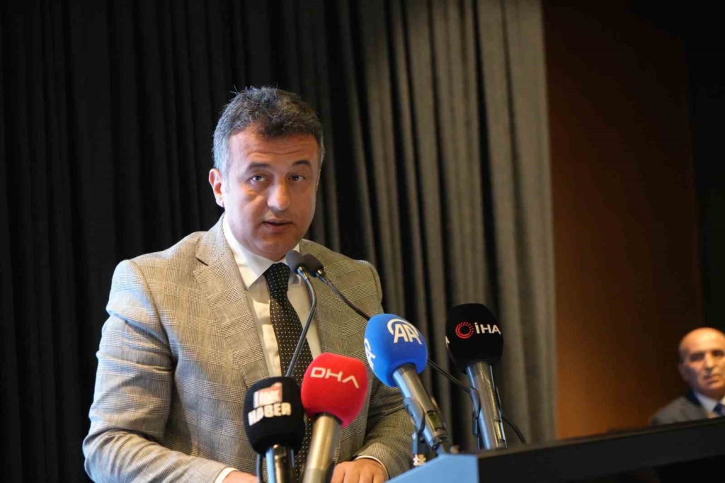 Vali Tavlı: "Gençlerimizi bağımlılığın her türlüsünden uzak tutmalıyız"