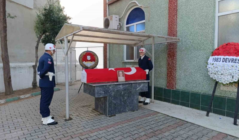 Emekli Binbaşı Özcan Yıldız’a askeri törenle veda
