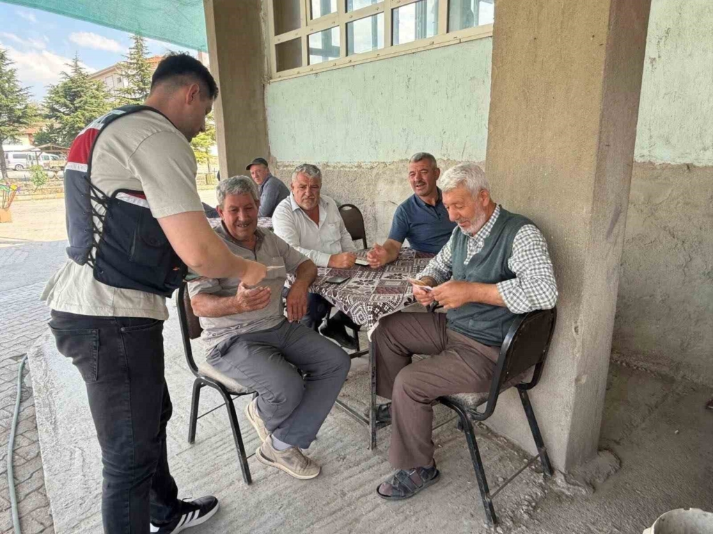 Jandarma vatandaşları dolandırıcılık konusunda bilgilendirdi