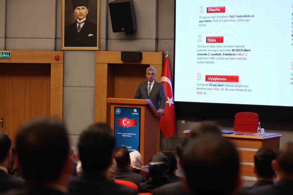 Bakan Memişoğlu: "Sağlık sektörünün Türkiye’nin gelir kapılarından bir tanesi olmasını hedefliyoruz"