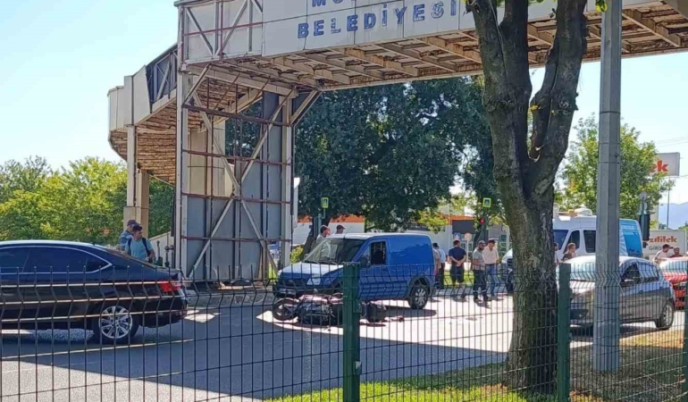Mudanya’da otomobille motosiklet çarpıştı: 1 yaralı