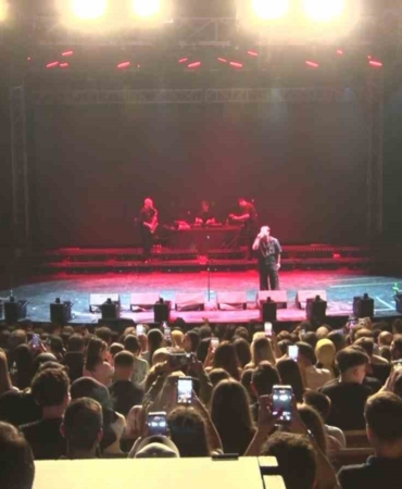Poizi, Bursa Festivali’nde hayranlarını coşturdu