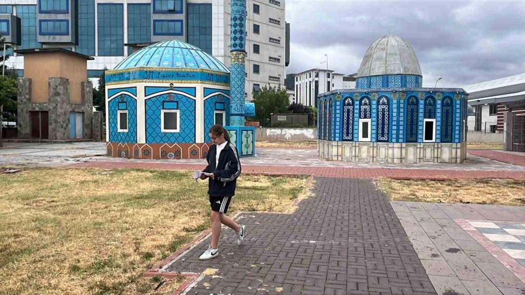Sağanak yağmur oryantiring heyecanını durduramadı