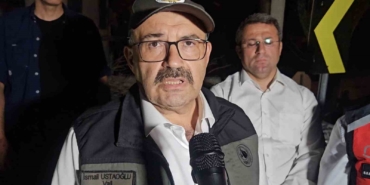 Balıkesir Valisi Ustaoğlu yangın bölgesinde: "Yangınla mücadelemiz devam ediyor, can kaybımız yok"