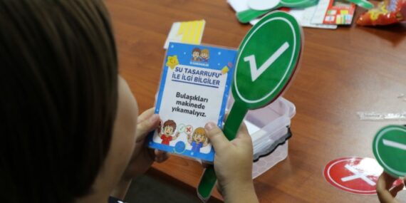 Su Kahramanları Yaz Döneminde 372 Çocukla Bir Araya Geldi