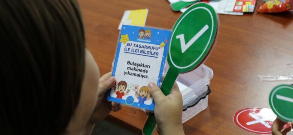 Su Kahramanları Yaz Döneminde 372 Çocukla Bir Araya Geldi