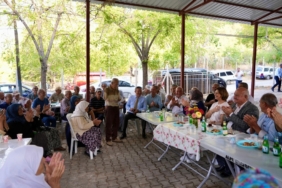 BAŞKAN ÜNLÜCE’DEN ŞEHİT ZEYNEL GÜLGEN’İN AİLESİNE ANLAMLI ZİYARET