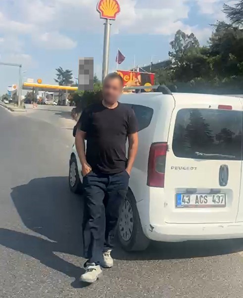 Eskişehir’de trafikteki kavga kamerada