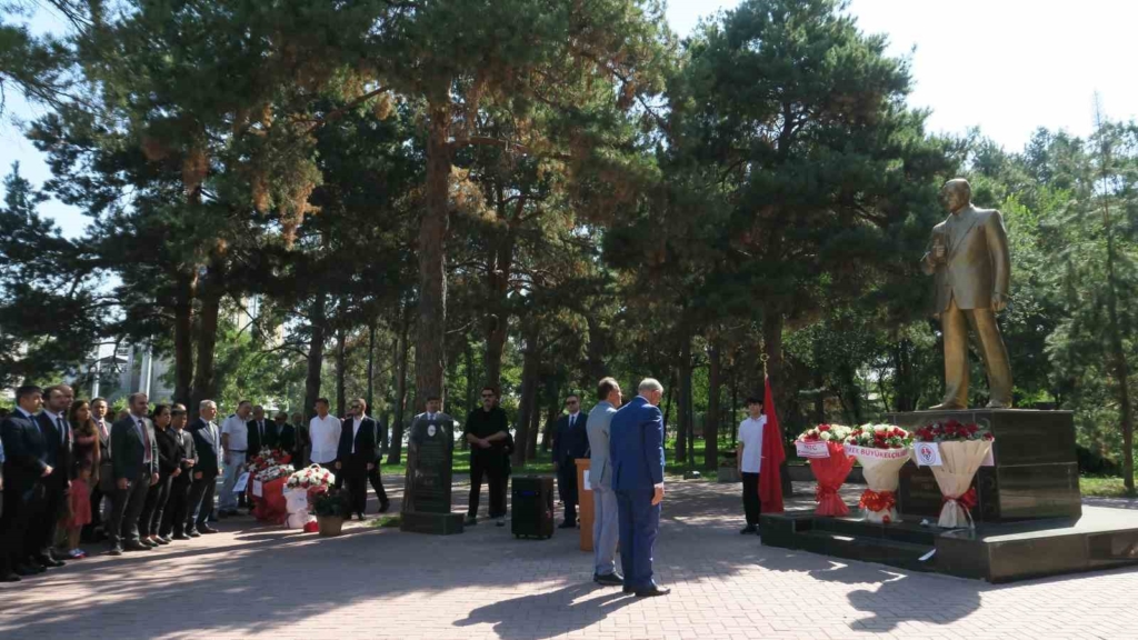 Kırgızistan’da 30 Ağustos Zafer Bayramı kutlandı