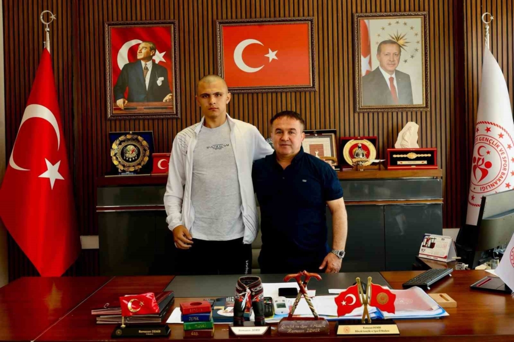 Bilecikli sporcu Türkiye ikincisi oldu