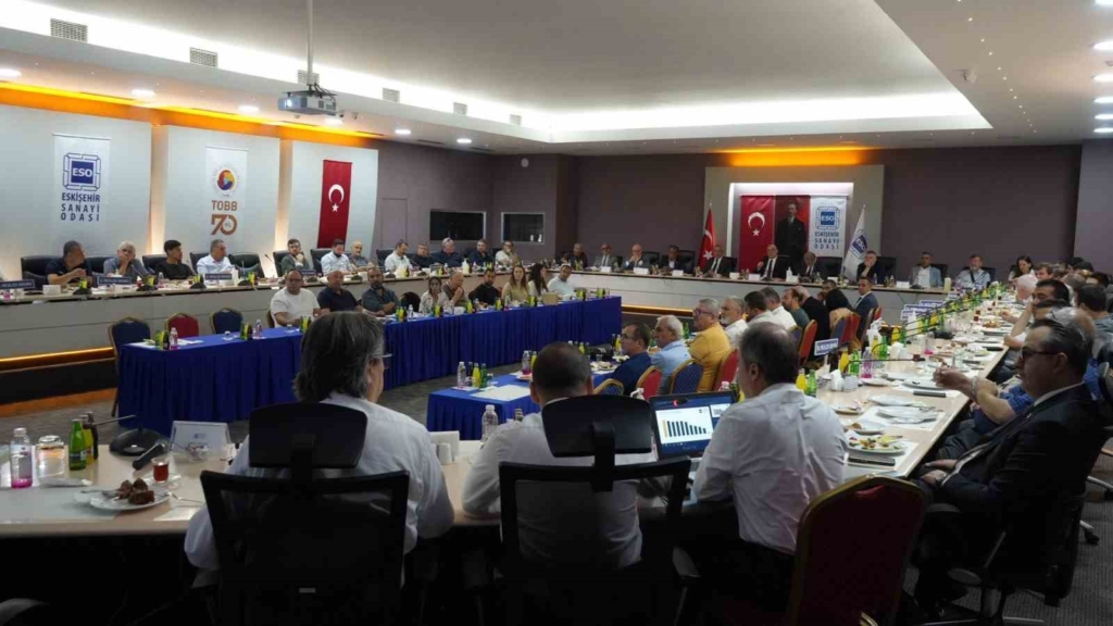 Çevre ve mobilya sanayisinin gündemi ESO’da ele alındı