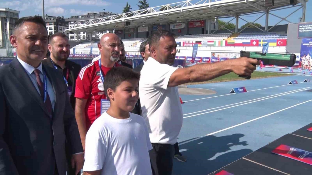 Gençlik ve Spor Bakan Yardımcısı Yerlikaya: "Modern pentatlonumuz olimpiyatta madalya alacak potansiyele geldi"